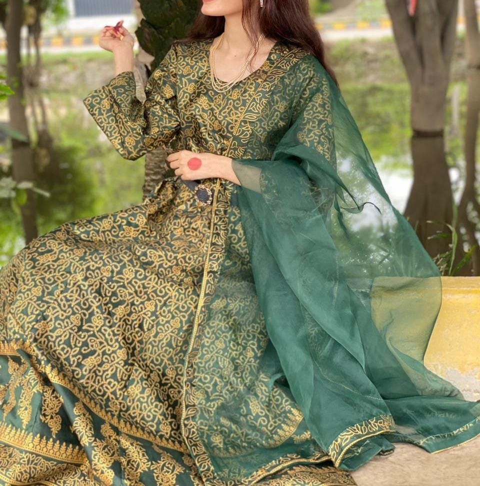dress for women and Young Girls