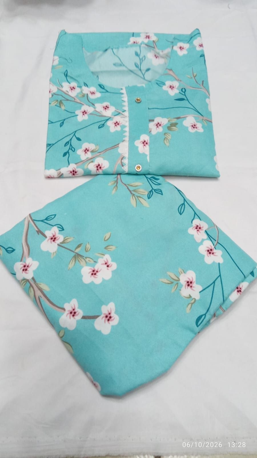 New Trendy Stitched Lawn Cotton 2pc Suit  for Woment for girls