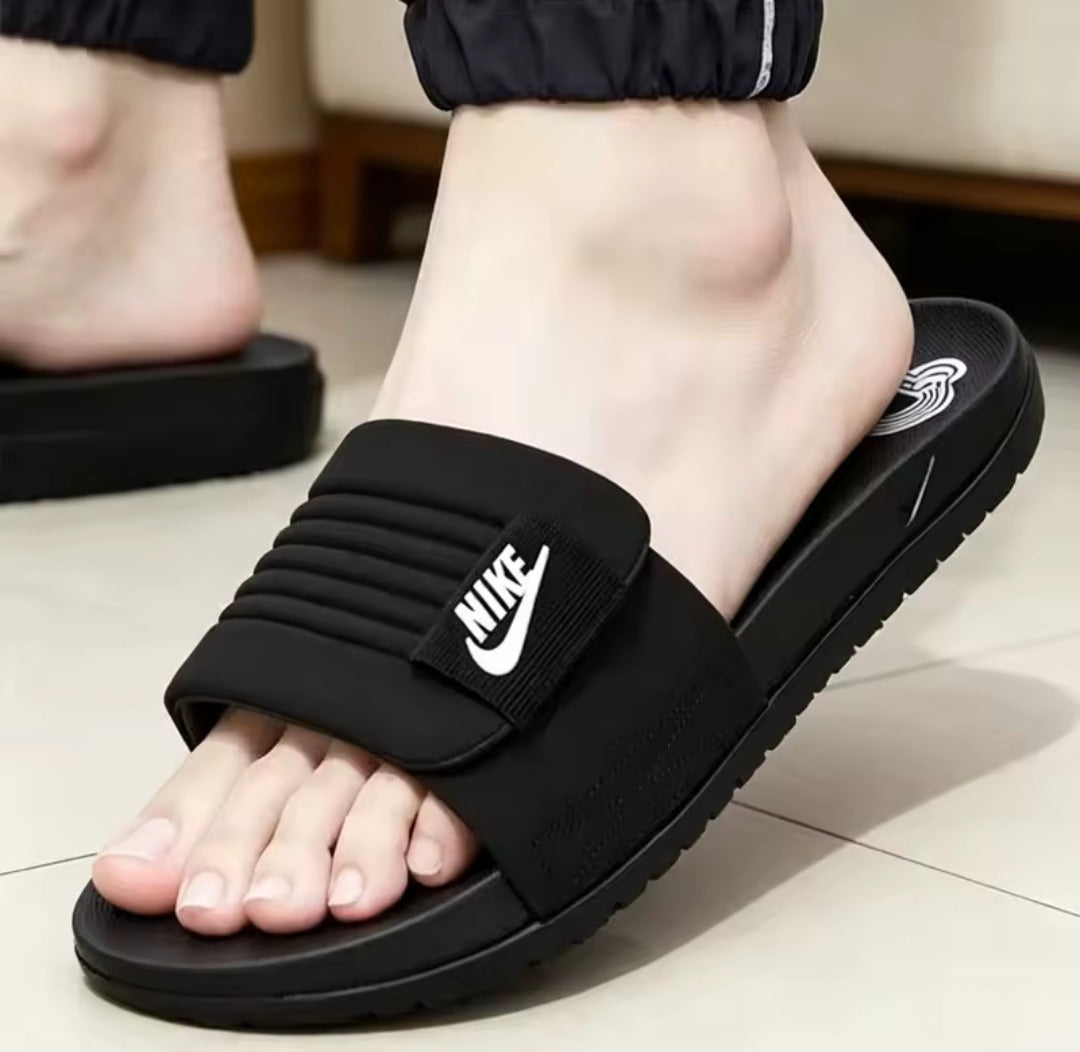 Men's Fashion Slippers Black Color